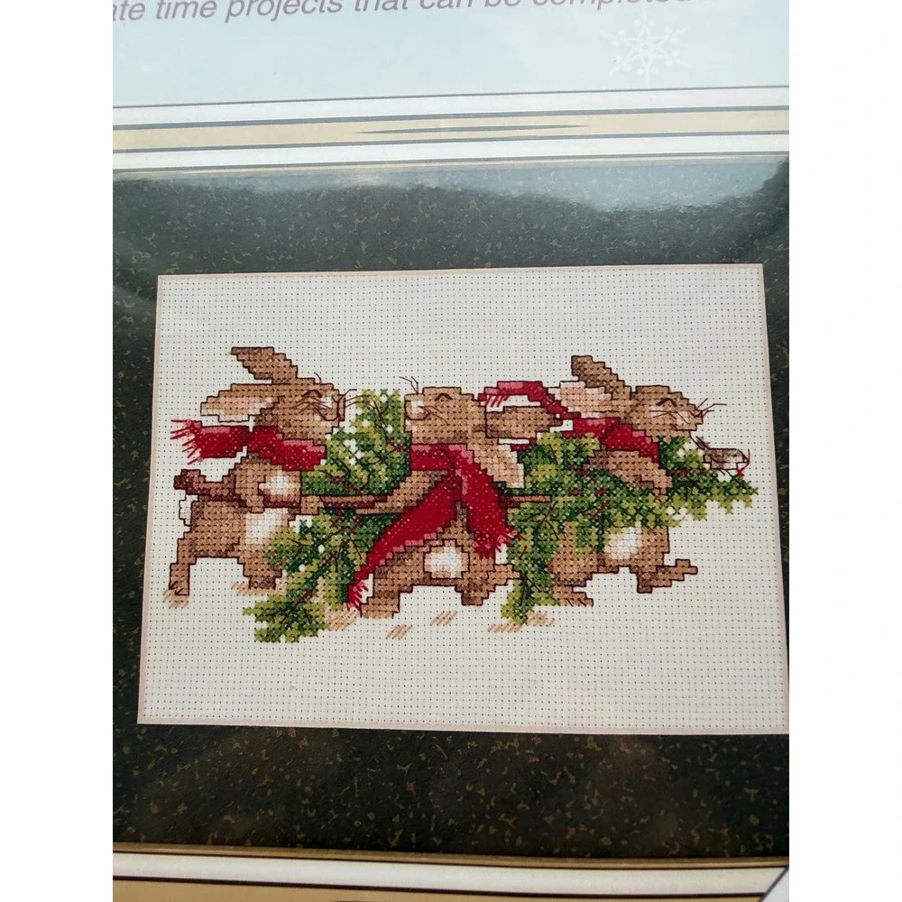 VTG JCA Weekenders Cross Stitch Kit A Little Greenery Bunny Rabbit Christmas DIY